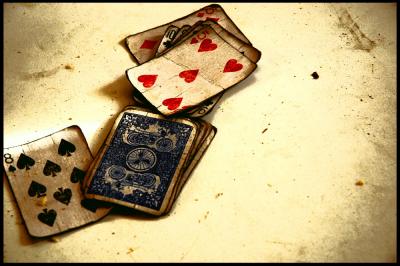 20080618091521-playing-cards-by-johnlobster.jpg